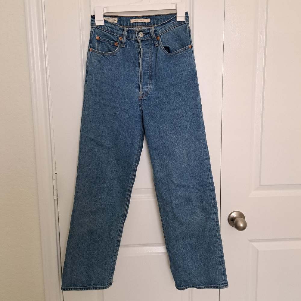 Levi's Ribcage Straight Jeans